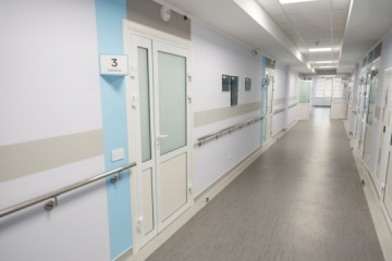 Ukraine : Cinq adultes blessés et un enfant tué dans une frappe aérienne massive russe sur la région de Vinnytsia