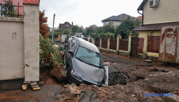 Кількість загиблих в Одесі через негоду зросла до 10