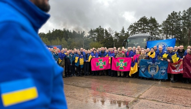 В Україну повернули матроса з Черкащини, який понад три роки провів у полоні
