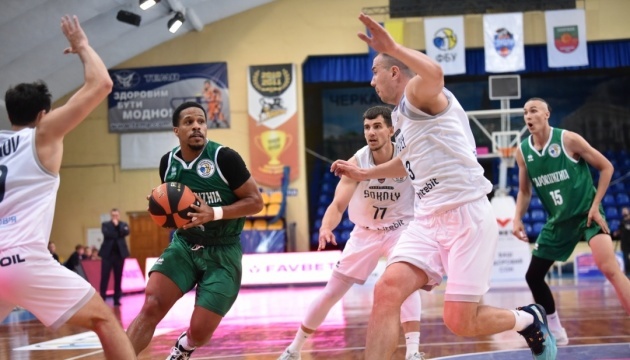 Баскетбол: «Харківські Соколи» і «Дніпро» з перемог почали сезон Суперліги