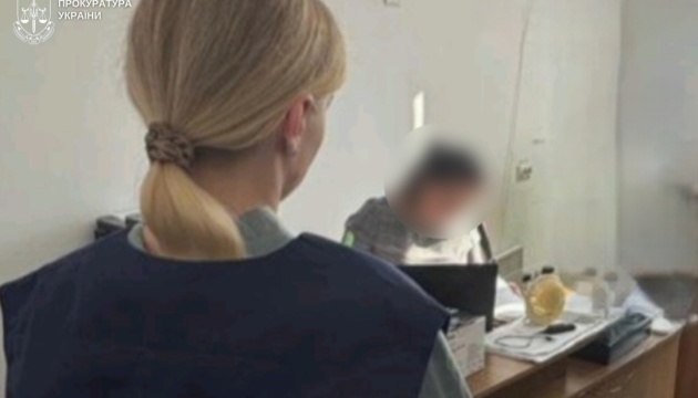 На Буковині передали до суду справу щодо закупівлі неякісного одягу для військових