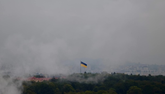 У Львові після атаки РФ починає курсувати громадський транспорт, можливі затримки - мер