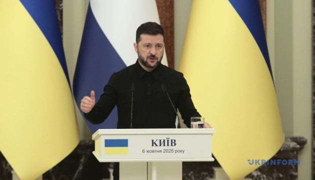 Volodymyr Zelensky : L’Ukraine pourra produire des drones et des missiles pour 35 milliards de dollars d’ici 2026