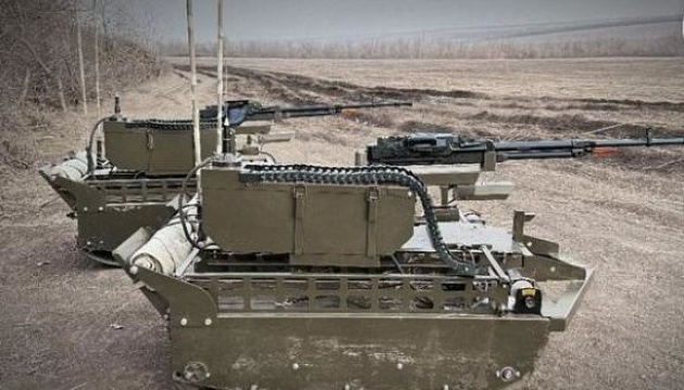 Оборонці Покровська вперше знищили дроном російський бойовий робот «Кур’єр»