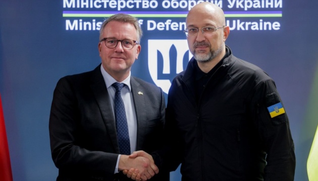 В Данії можуть відкрити демонстраційний хаб для українського озброєння - Шмигаль