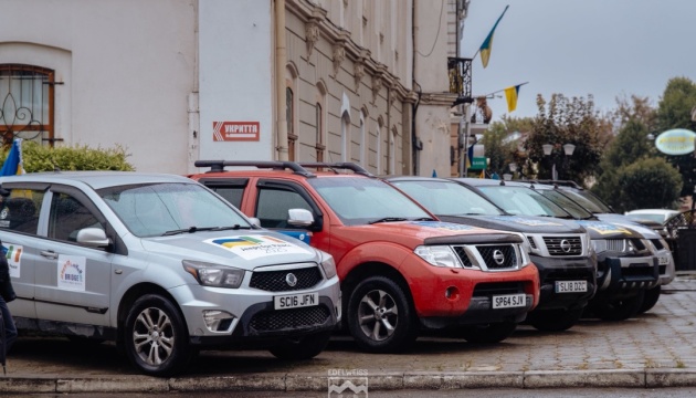 Гірсько-штурмова бригада «Едельвейс» до свого ювілею отримала 10 автомобілів