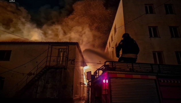 Рятувальники показали наслідки ворожих ударів по Сумщині