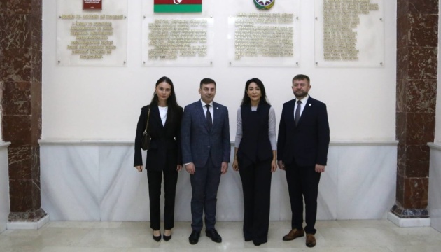 Лубінець зустрівся з омбудсманом Азербайджану