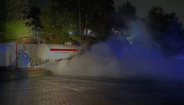 У Рівному ліквідували витік газу на АЗС: загрози для людей немає