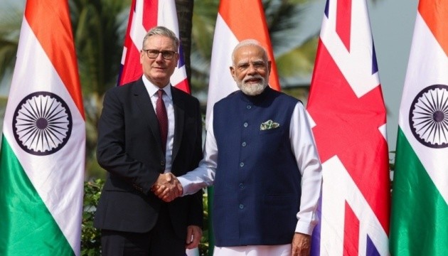 Стармер під час візиту до Індії говорив з Моді про війну РФ проти України