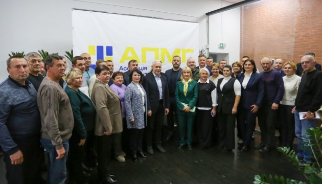 Прифронтові громади звернулися до уряду з пропозиціями підтримки сфери освіти