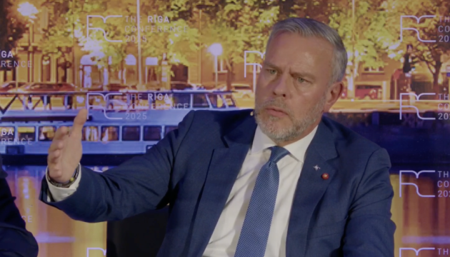 Гібридні операції Путіна у Європі є ознакою відчаю через невдачі в Україні - екскомандувач НАТО