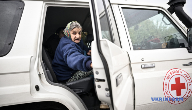 На Запоріжжі евакуювали жінку з сином - обоє мають інвалідність