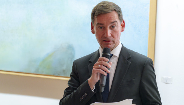 Держсекретар Міноборони ФРН на Ризькій конференції: Маємо забезпечити Україну зброєю та системами ППО