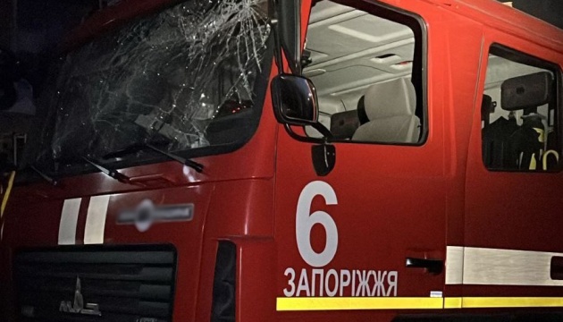 У Запоріжжі рятувальники потрапили під повторний обстріл, є постраждалий