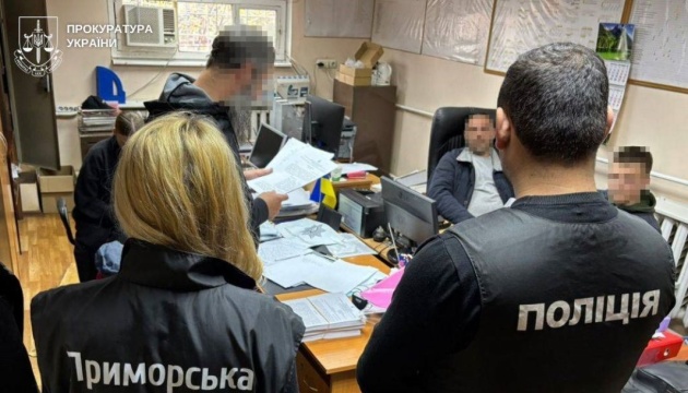 В Одесі вісьмох посадовців міськради та комунальних підприємств підозрюють у розтраті бюджетних коштів