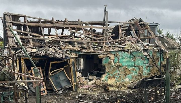 В Одесі внаслідок ворожої атаки постраждали два гуртожитки, багатоповерхівка та приватні будинки