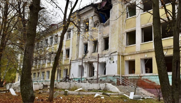 У Краматорську внаслідок атаки російських дронів пошкоджена школа імені Степана Чубенка