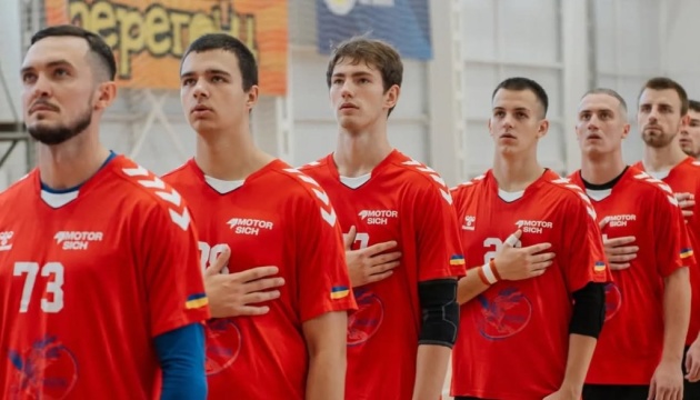Гандболісти "Мотора" поступилися на старті Кубка виклику
