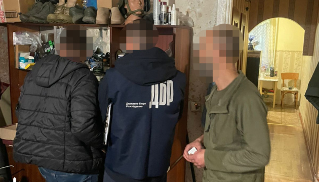 На Львівщині заступник командира військової частини «виділив» солдатів підприємцю - ДБР