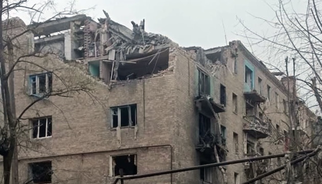 Росіяни минулої доби вбили двох і поранили п'ятьох жителів Донеччини