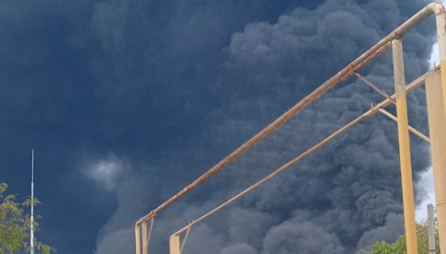 Oil depot in Feodosia burning for over one-and-a-half days after drone attack – social media