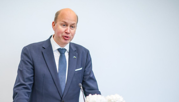 Збільшення видачі віз росіянам становить загрозу для Європи - глава МВС Естонії