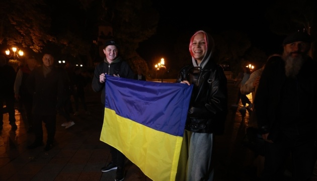 В Одесі під стінами міськради зібрався мітинг проти мера Труханова