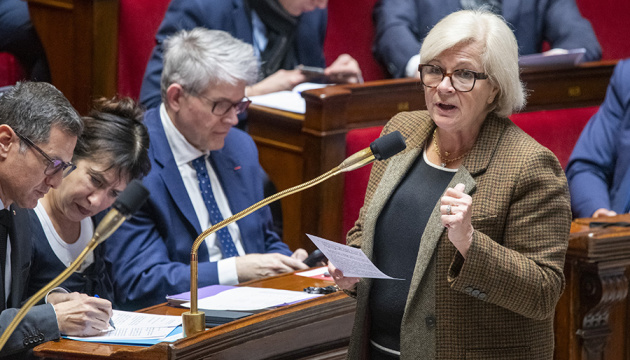 Франція збільшує витрати на оборону та допомогу Україні - міністерка збройних сил