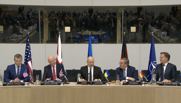 Pistorius opens UDCG meeting, announces over EUR 2B worth aid for Ukraine