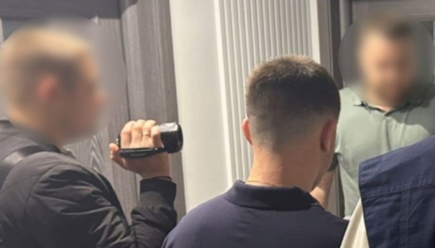 У Чернівецькій області викрили посадовців трьох вишів, які продавали місця в аспірантуру