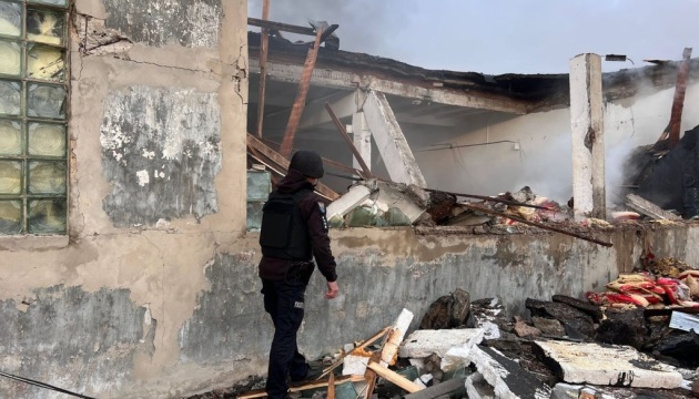 Russians kill one and injure six residents of Donetsk region