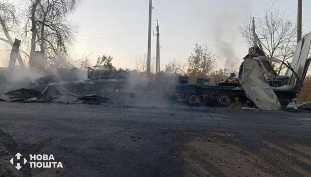 Росіяни вночі атакували дроном вантажівку Нової пошти поблизу Краматорська