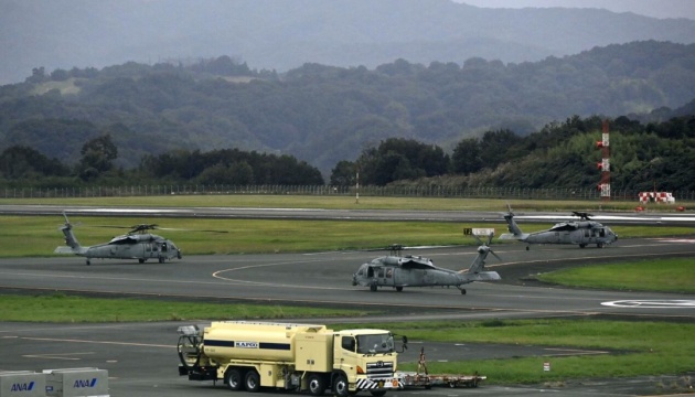 В Японії здійснили екстрену посадку одразу три американські гелікоптери