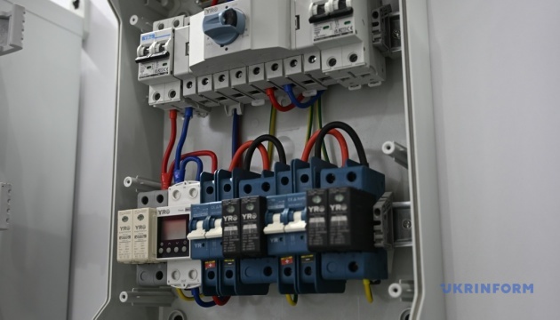 У частині Сумського району та Сум внаслідок ворожих атак немає світла