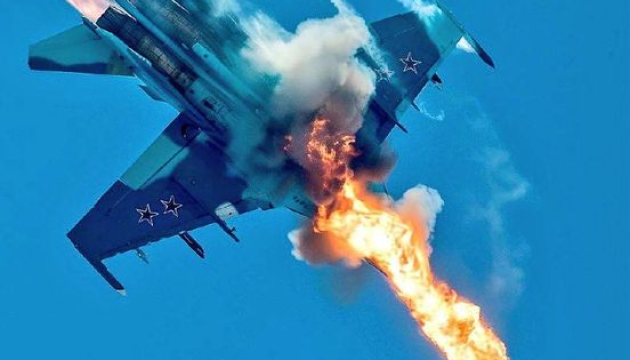 Russians shoot down their plane during Ukrainian attack in Crimea — Pletenchuk