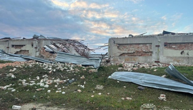 Обстріли Харківщини: за добу постраждали ще троє людей, стало відомо про загибель жінки
