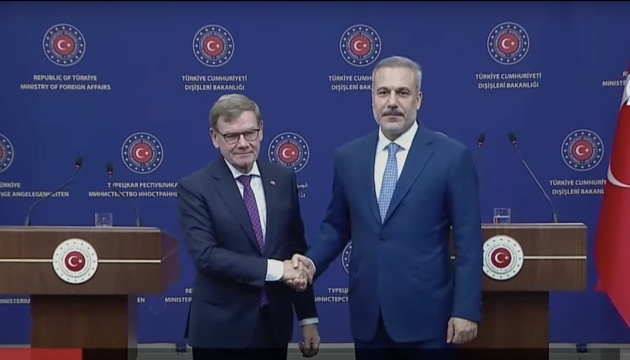 В Анкарі зустрілися глави МЗС Німеччини та Туреччини - говорили про Україну