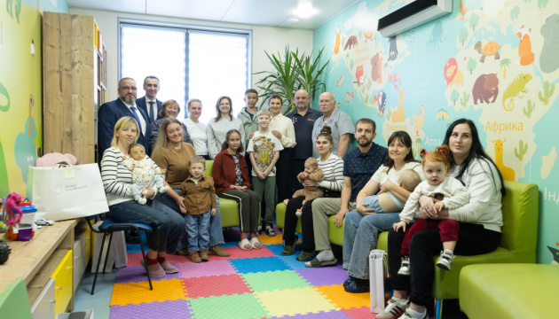 Олена Зеленська відвідала «Охматдит»