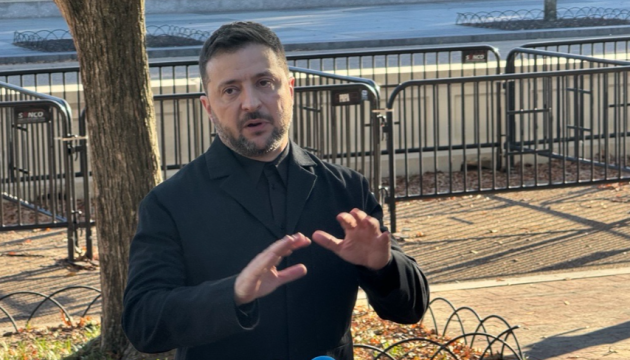 Зеленський назвав ключові теми переговорів з Трампом: ППО, далекобійна зброя та зустріч у Будапешті