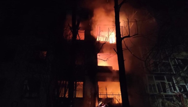 Унаслідок атаки дронів на Дніпропетровщині постраждали 10 людей, горіли три багатоповерхівки