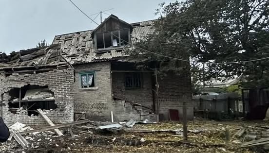 Війська РФ уночі завдали удару по Краматорську, пошкоджені будинки