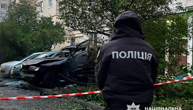 У Голосіївському районі Києва підірвали автівку