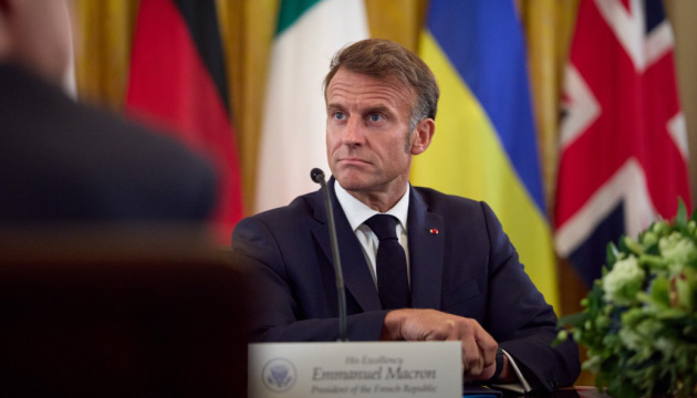 Emmanuel Macron : Seul le président Zelensky peut discuter d’éventuelles concessions territoriales 