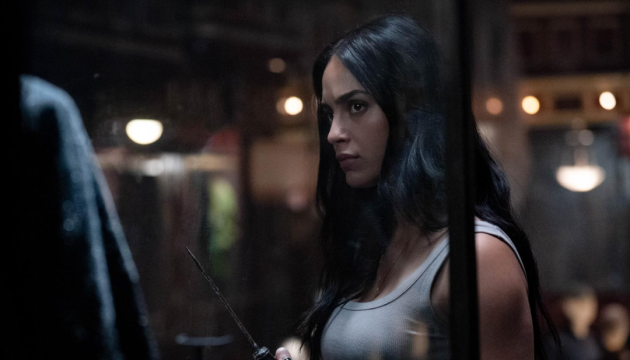 Мелісса Баррера зіграє разом із Джоном Траволтою у трилері «Чорні припливи»