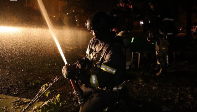 У Києві внаслідок російської атаки пошкоджений медзаклад