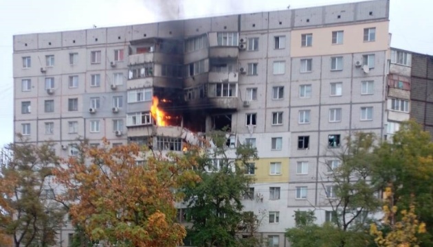 Обстріл Херсона: поліція повідомляє про двох загиблих і 24 поранених, пошкоджені десятки будинків