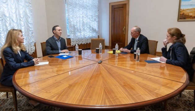 Уповноважений Президента обговорив із послом Данії наступний пакет санкцій ЄС проти Росії