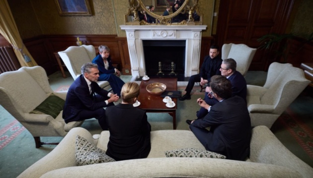 Скоординували кроки для зміцнення України: Зеленський розповів про зустріч із європейськими лідерами в Лондоні