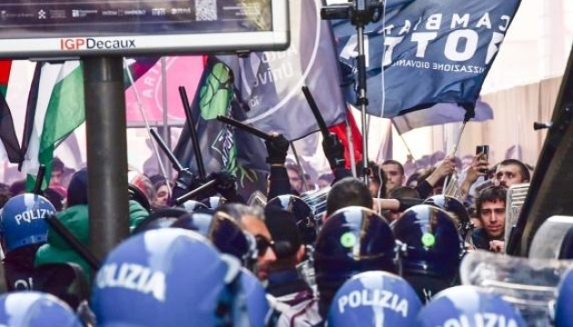 У Турині пропалестинська акція переросла у сутички з поліцією